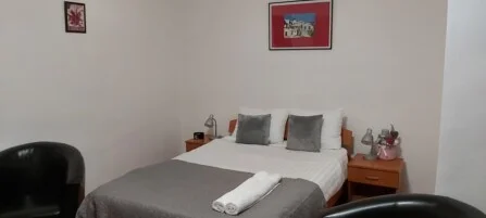 Vila Leon et 2